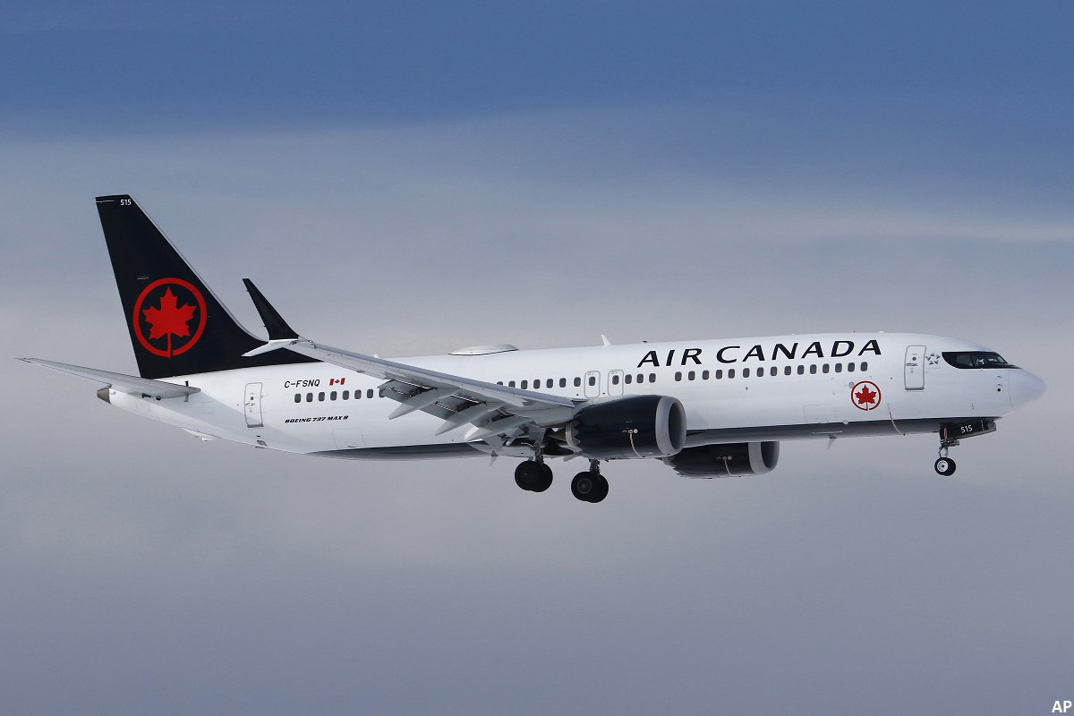 Air Canada jet